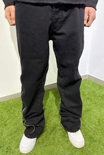 JEANS FLARE MOD.ZAR* - 𝑵𝑼𝑨𝑹 𝑯𝑶𝑴𝑴𝑬