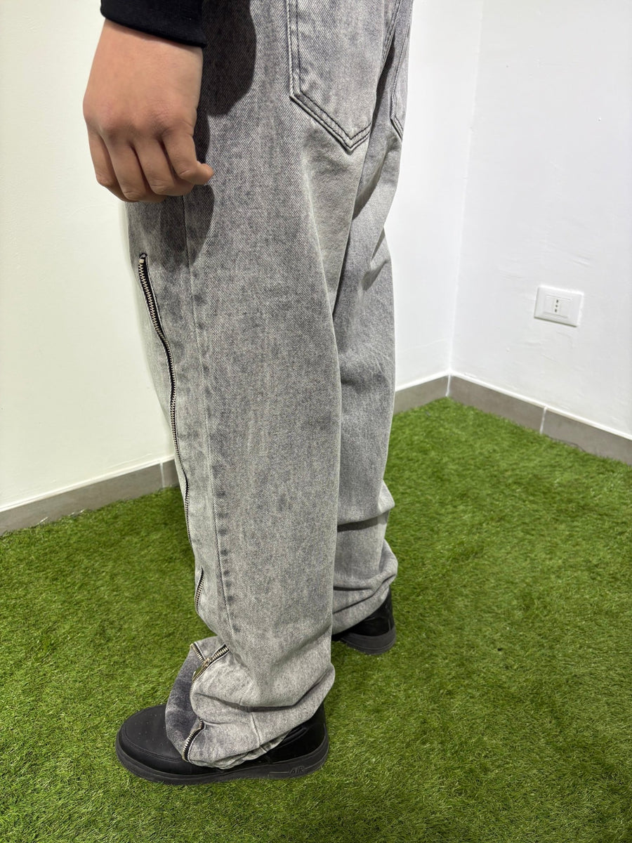 JEANS FLARE MOD.ZAR* - 𝑵𝑼𝑨𝑹 𝑯𝑶𝑴𝑴𝑬