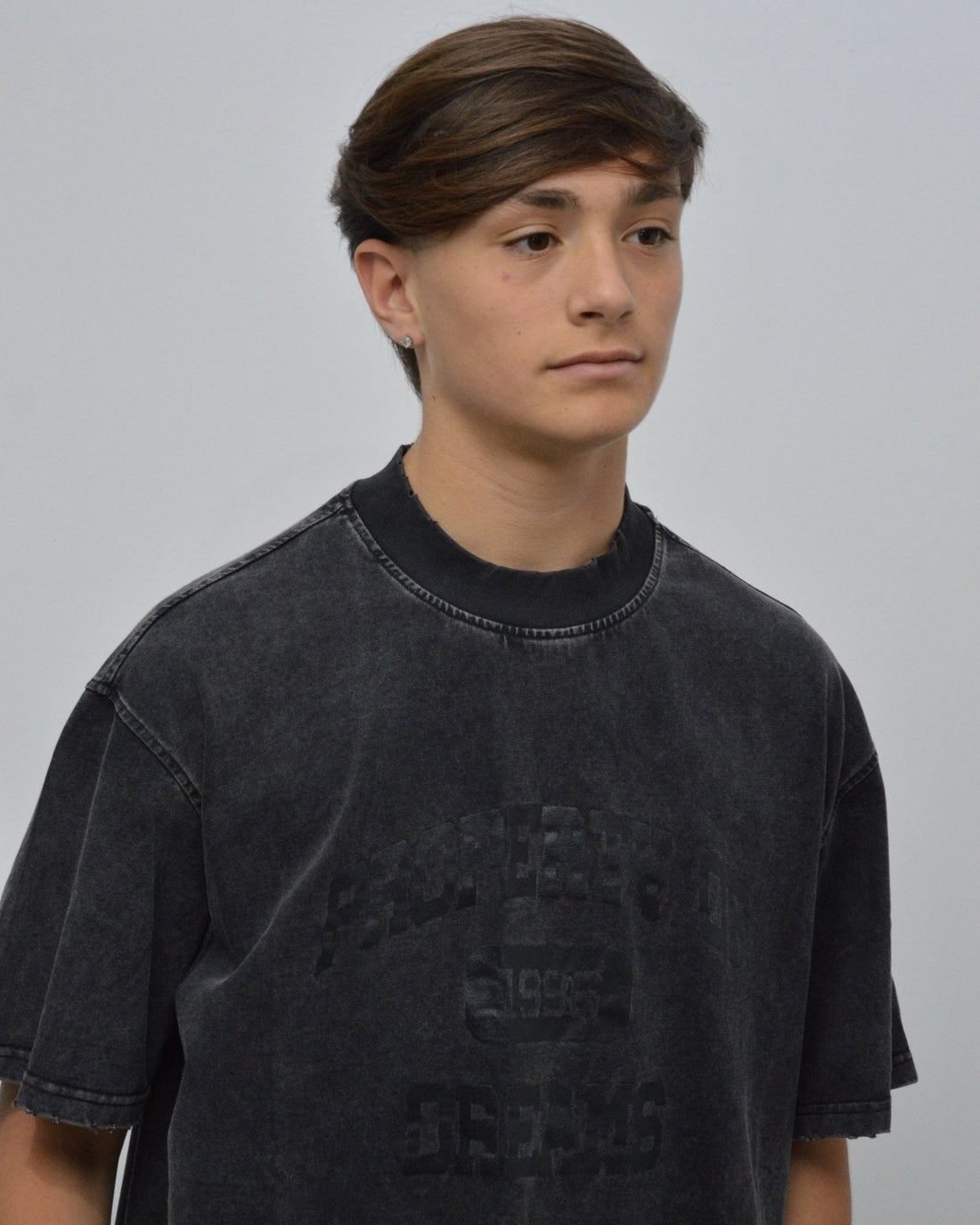 T-shirt slavata - 𝑵𝑼𝑨𝑹 𝑯𝑶𝑴𝑴𝑬